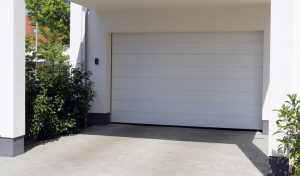 Comment bien choisir une porte de garage sectionnelle ?