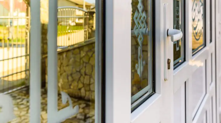 porte en PVC