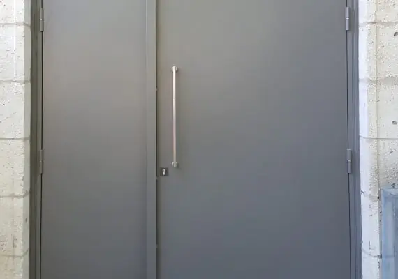 Pour quelles raisons faut-il choisir une porte en métal ?