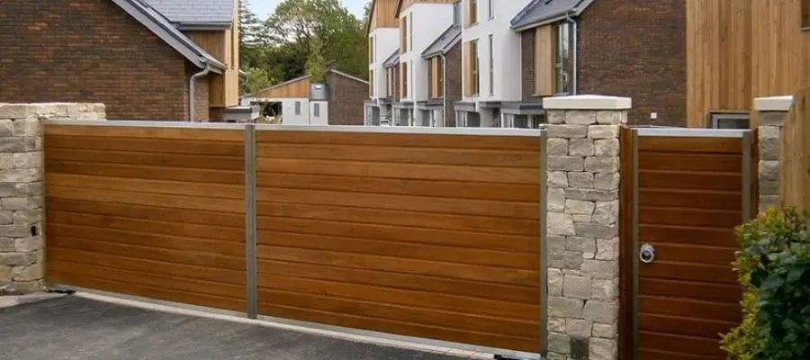 portail coulissant en bois