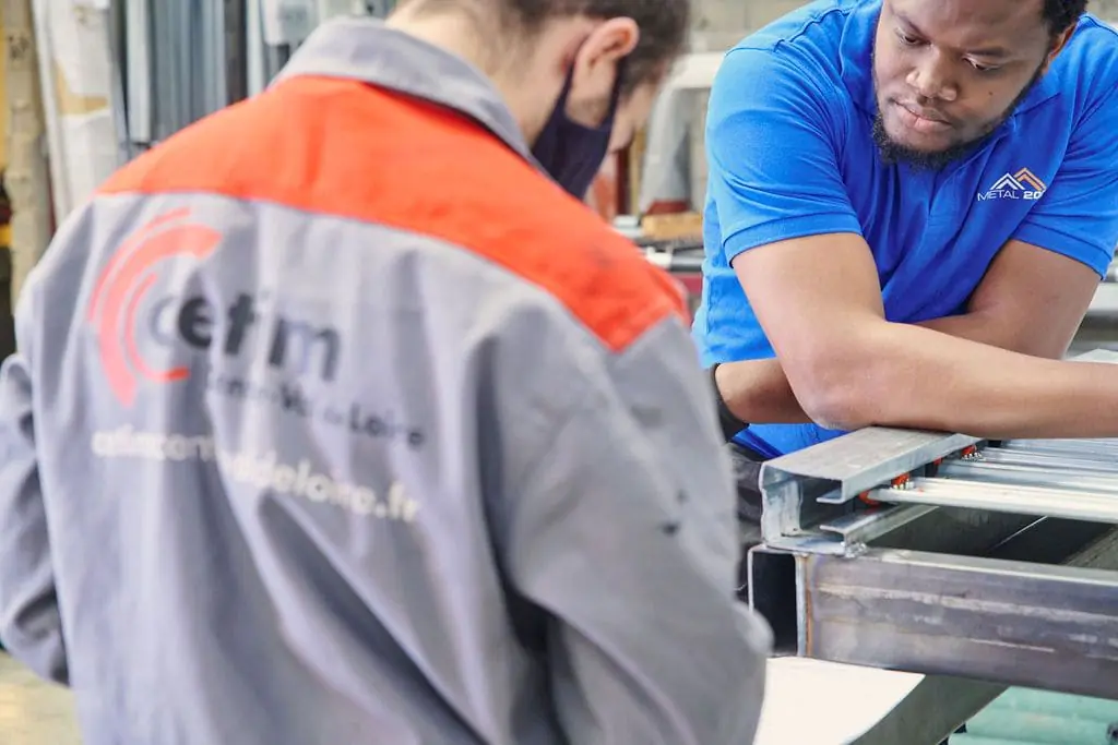 poseur rideau métallique Luynes 37230