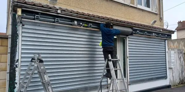 Réparation rideau métallique à Solaure en Diois