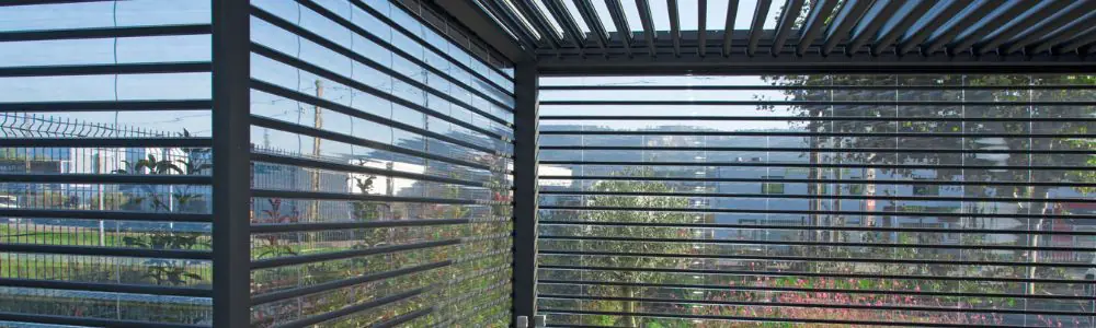 Réparation volet transparent par METAL 2000