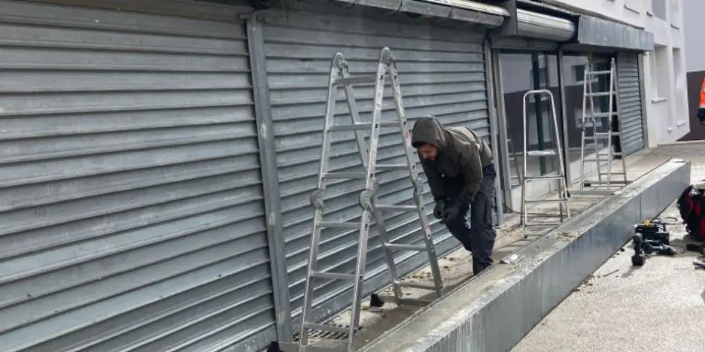 Dépannage rideau métallique Grignan