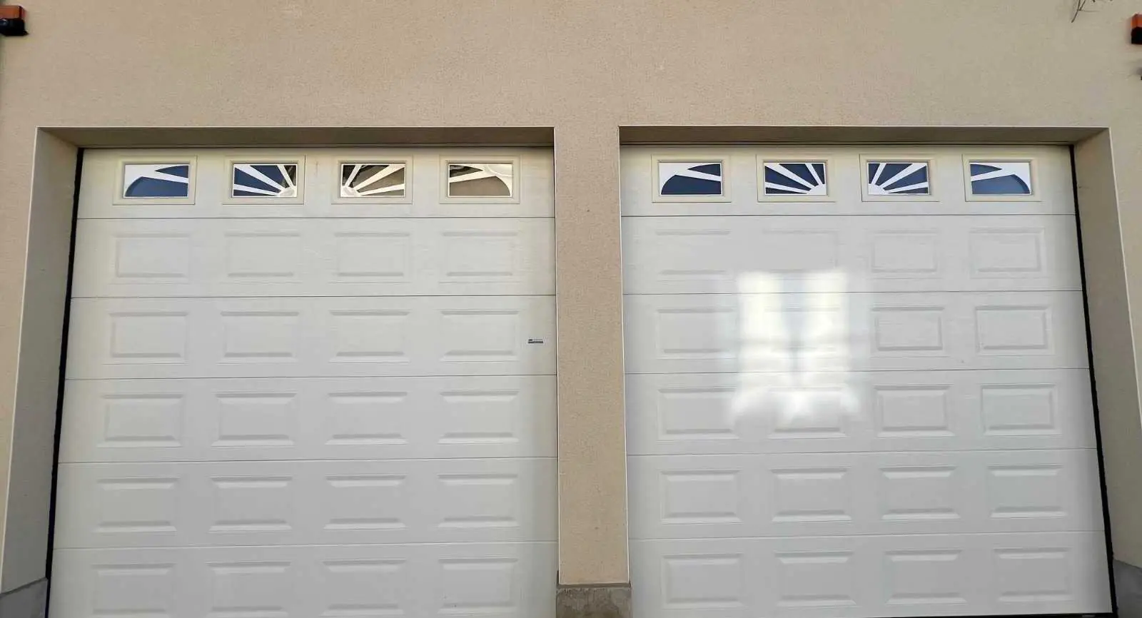 Réparation porte sectionnelle à Hérouville Saint Clair