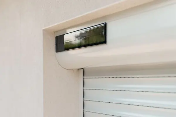 Volets roulants solaires