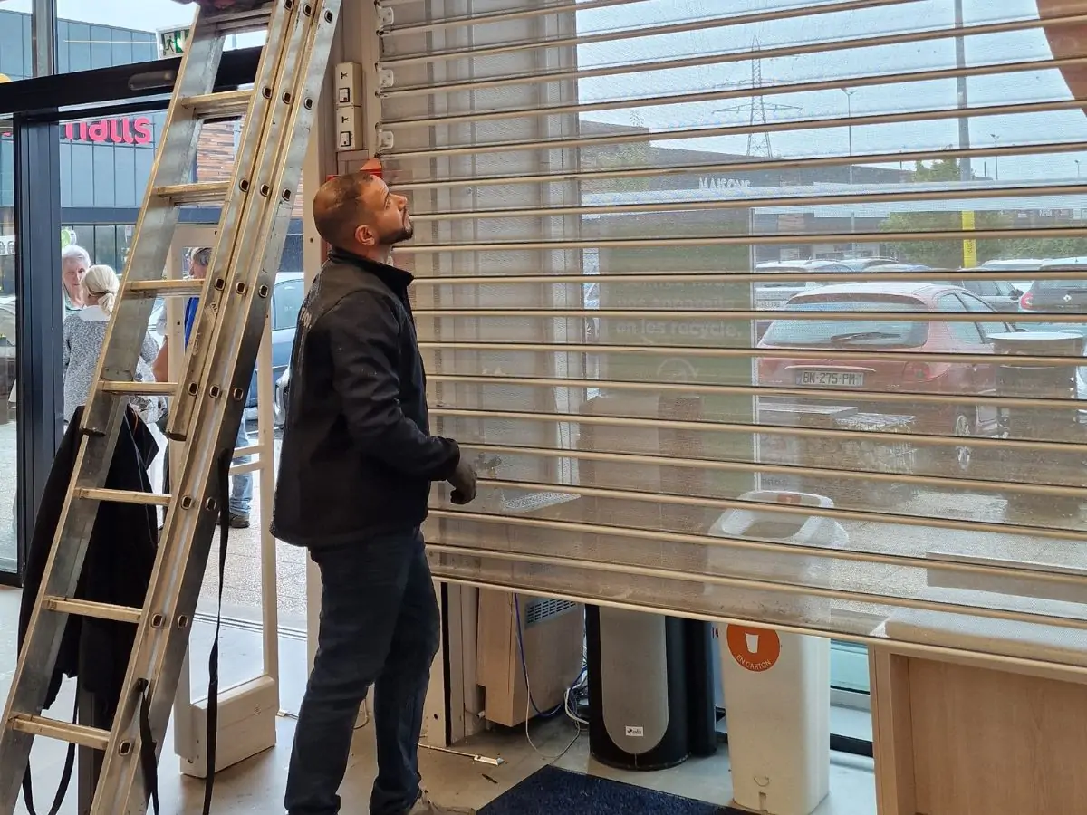 installation rideau microperforée villemur sur tarn