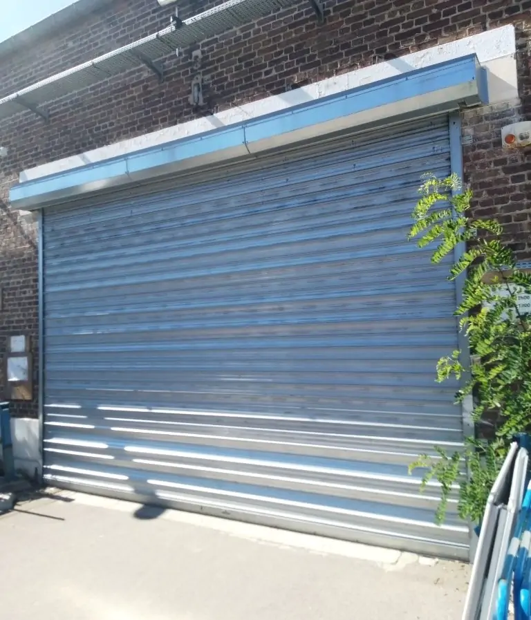 Rideau metallique sur mesure