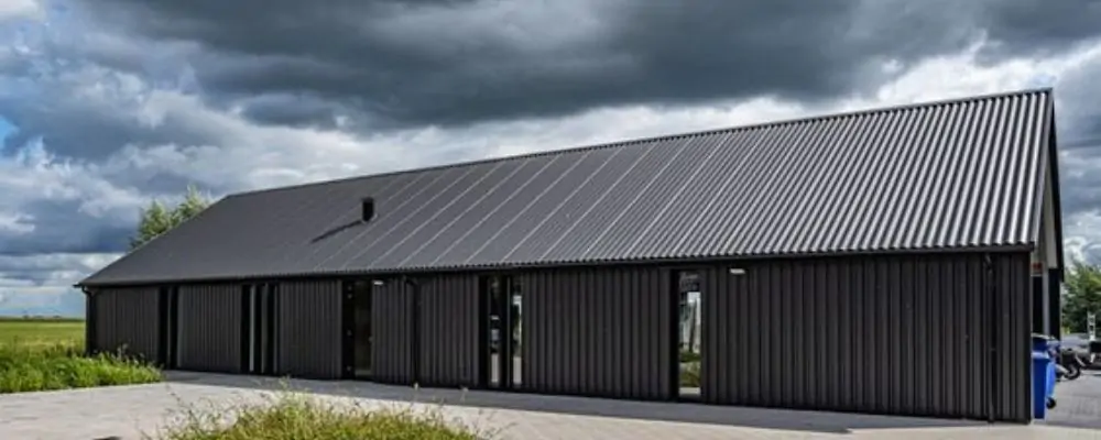 Hangar métallique isolé 300 m²