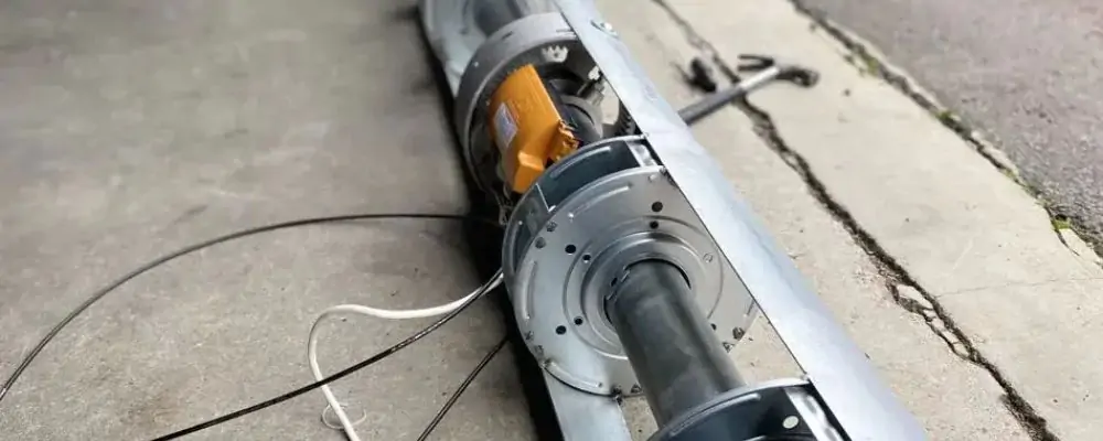 Remplacement moteur rideau métallique à Octeville sur Mer