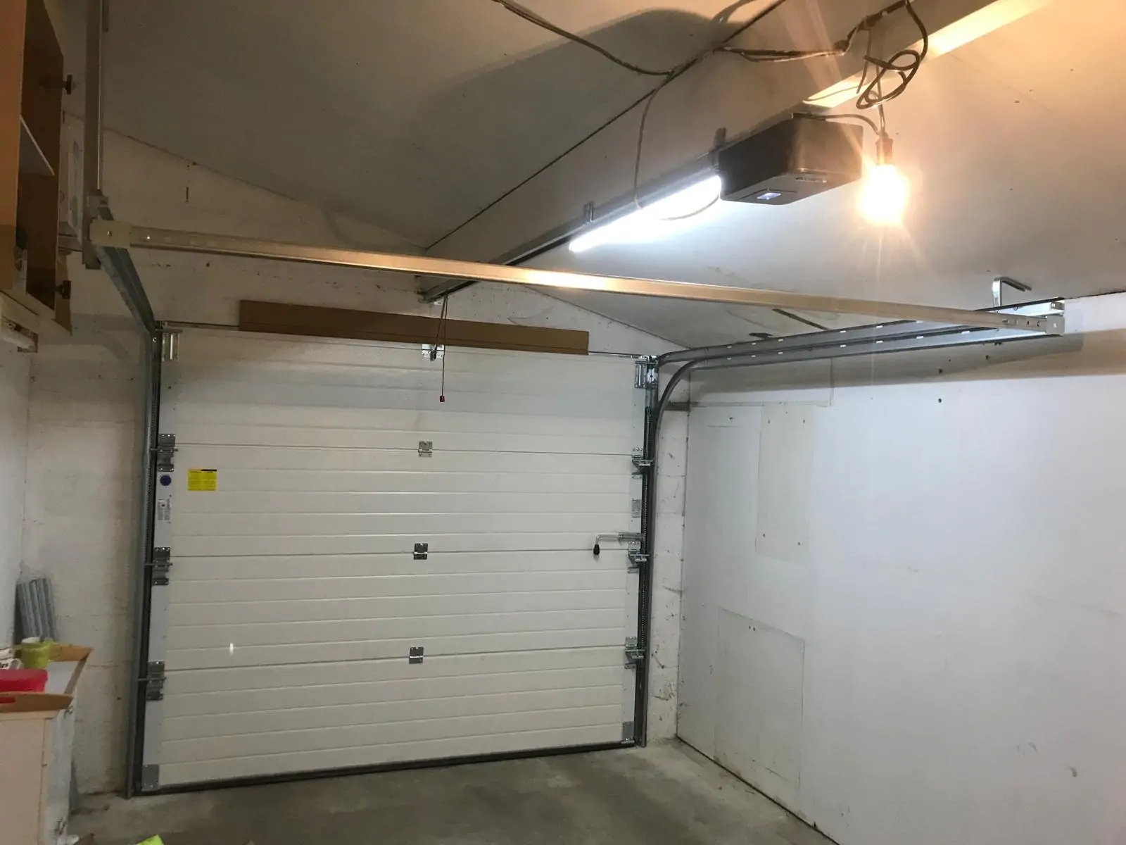 reparation-porte-garage-sectionnelle-la-madeleine