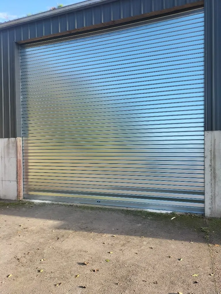 Deblocage rideau metallique Merignac