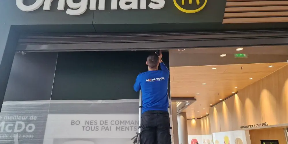 Installation rideau métallique Franqueville Saint Pierre