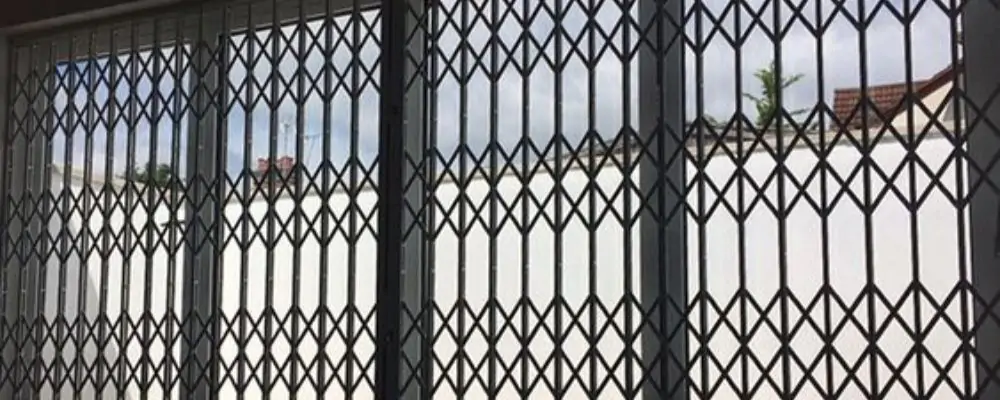 grille de protection extensible