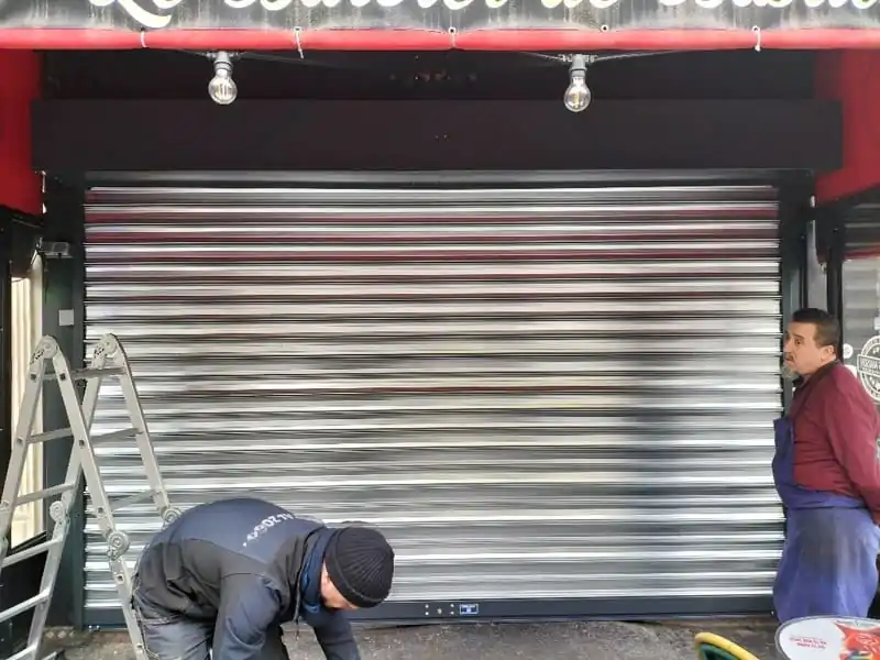 Installation rideau métallique Le Châtelet en Brie