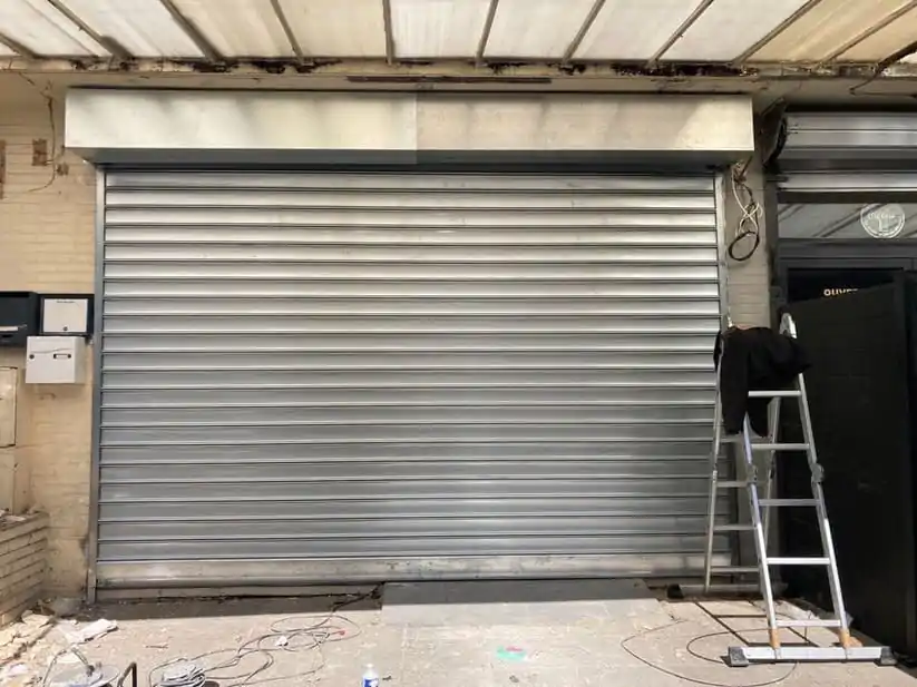 Installation rideau métallique pour commerce Châtellerault