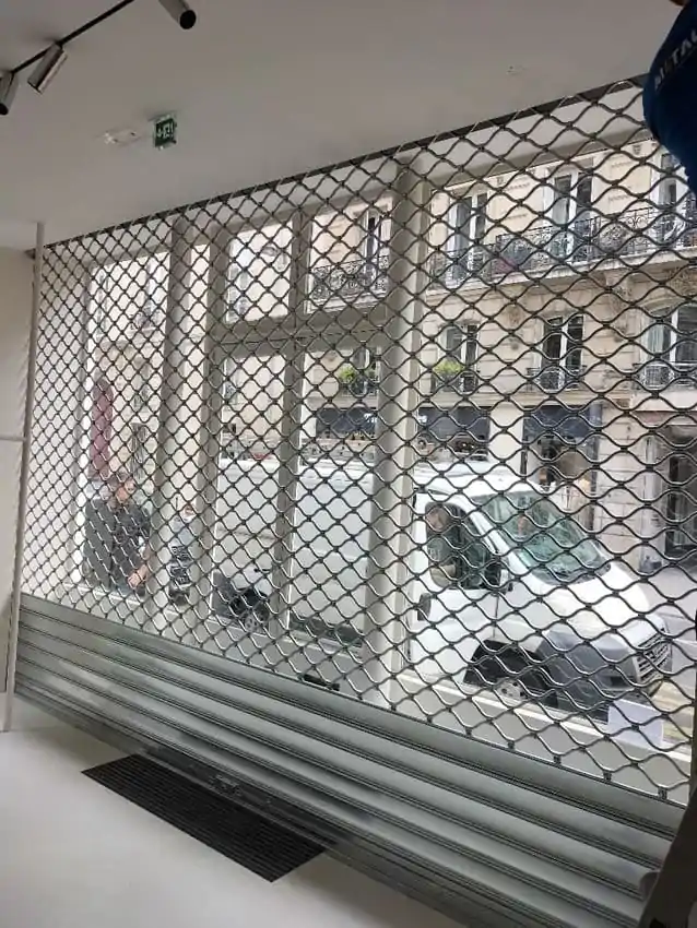 Réparation et dépannage d'une grille métallique à Montceau les Mines