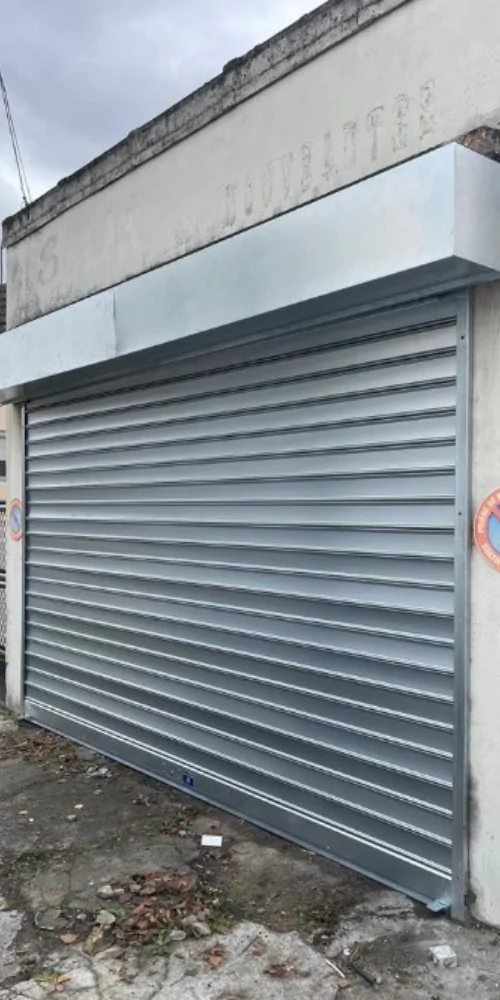 Réparation et dépannage de rideaux métalliques à Joigny