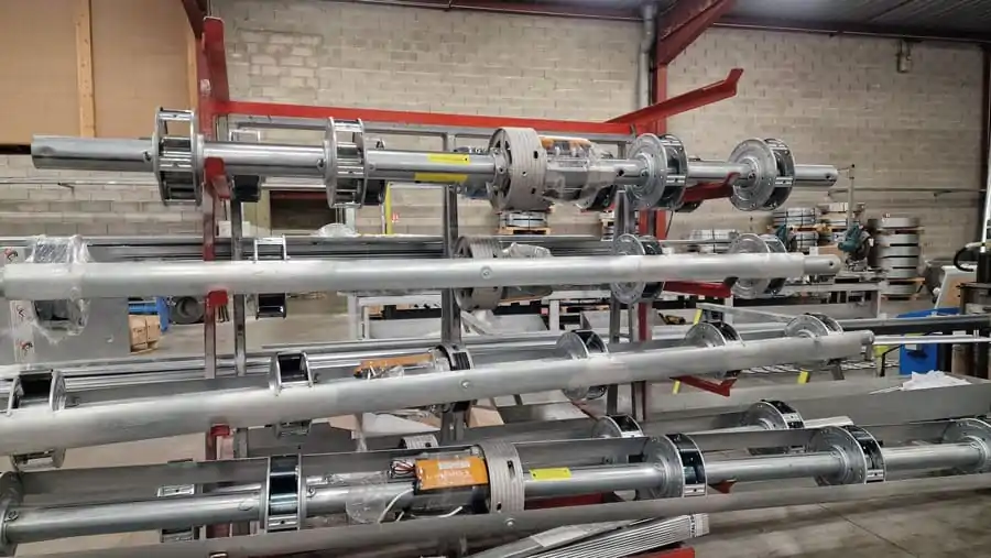 Remplacement axe motorisé rideau métallique Roquebrune-sur-Argens