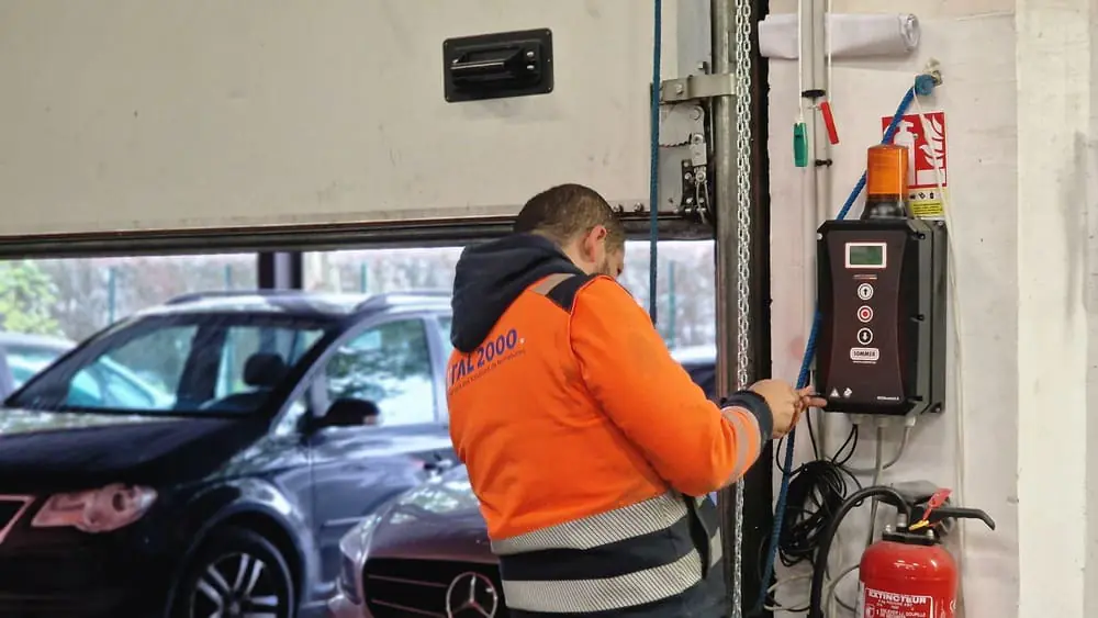 reparation porte industrielle 95