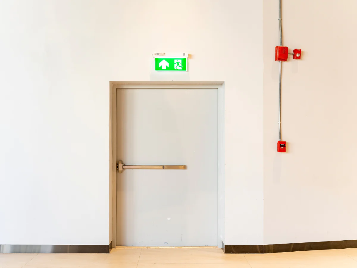 Mise en conformité porte coupe feu Aisne par l'équipe METAL 2000