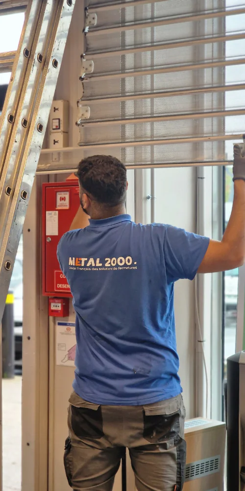METAL 2000, meilleur réparateur de portes industrielles à Chauny