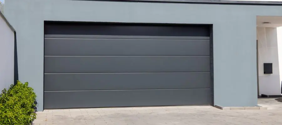 Porte de garage sectionnelle Sens