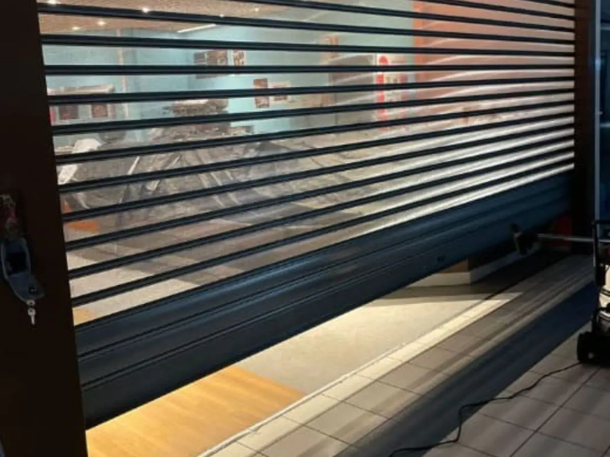 Entretien rideau metallique microperforé Haute Vienne 