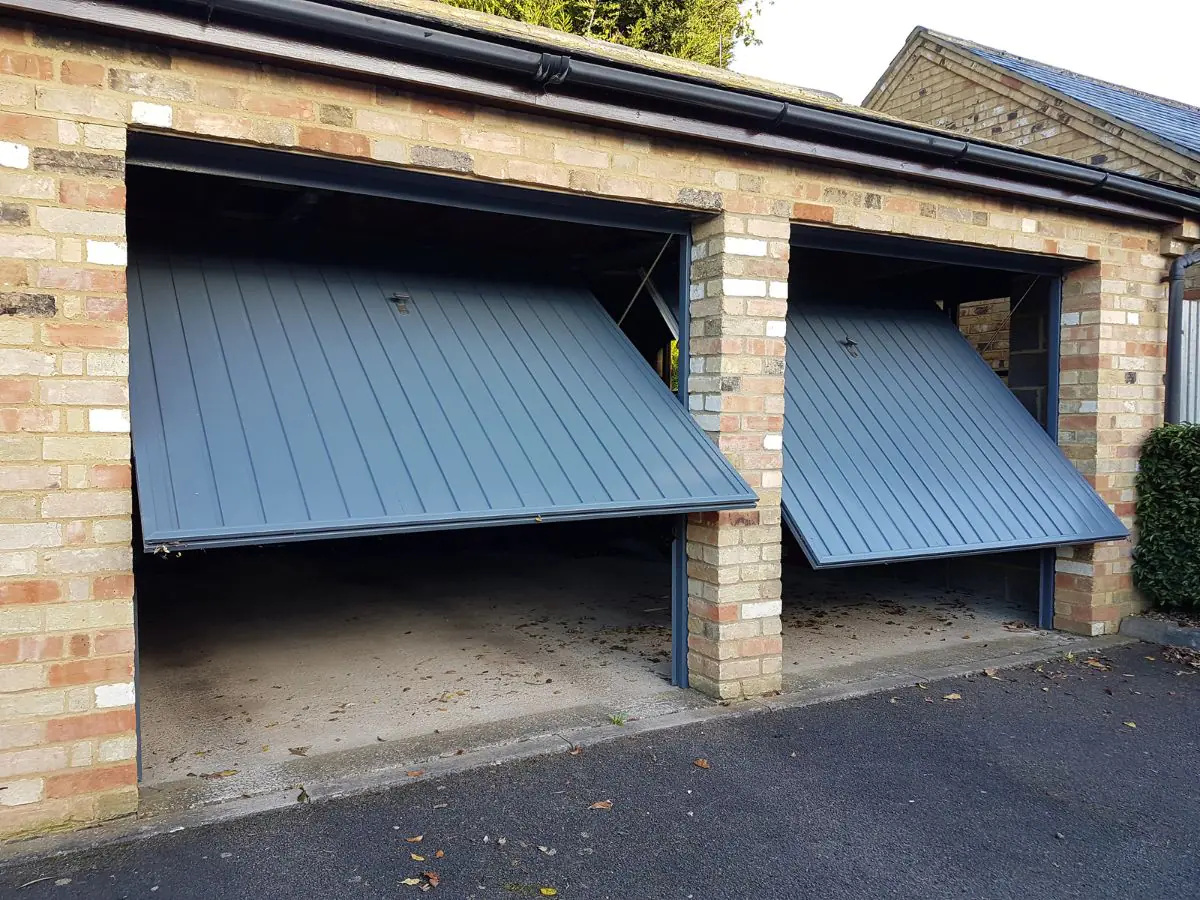Réparation porte de garage basculante L'Aigle