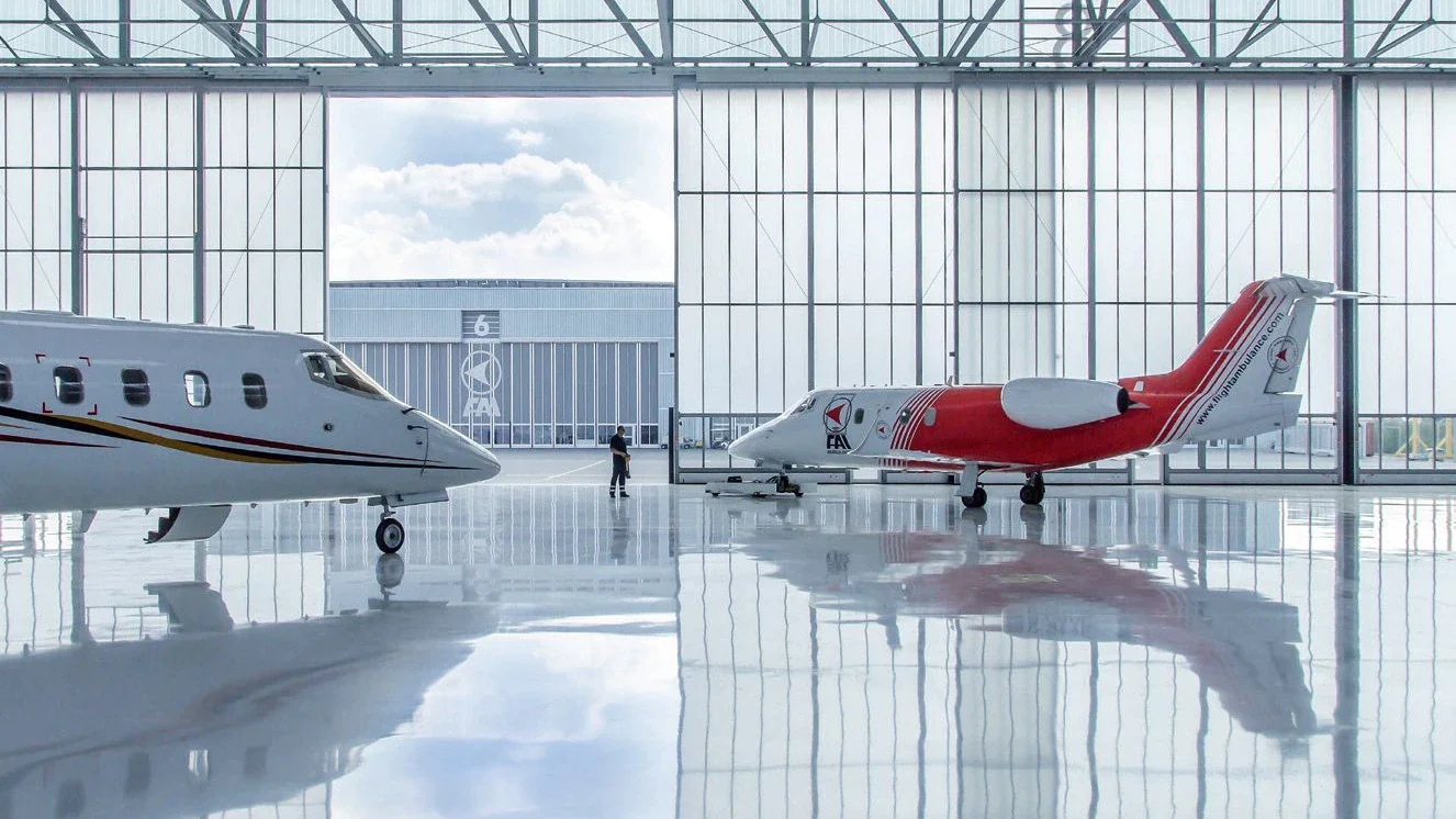 portes de hangar d’avion