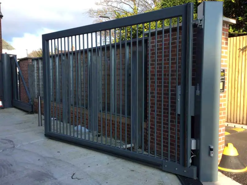 Dépannage portail et porte d'entrée en Loire