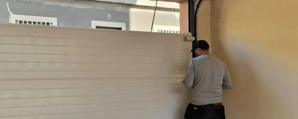 Entreprise réparation porte de garage Bordeaux 33000