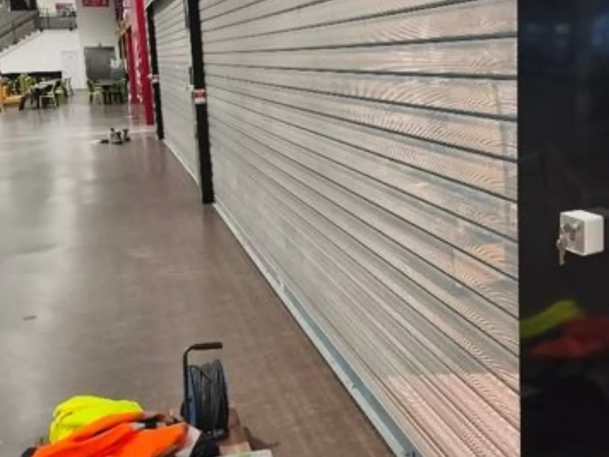Entretien rideau metallique microperforé Lot et Garonne
