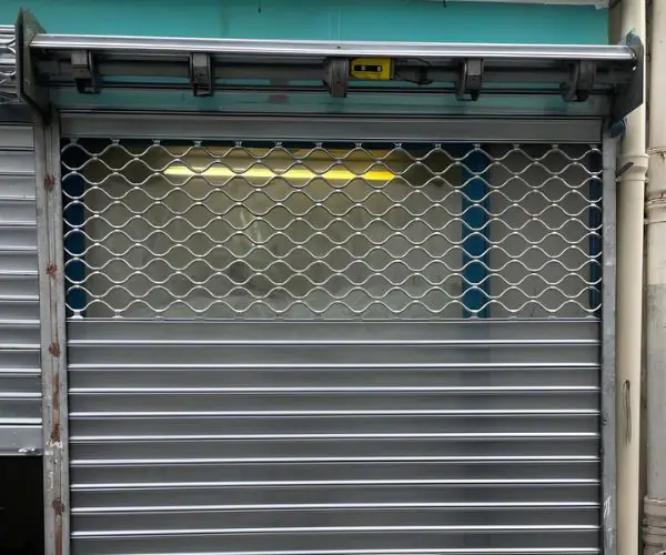 Grille métallique mixte panaché