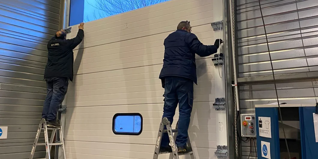 Maintenance porte sectionnelle industrielle à Villers-Bretonneux