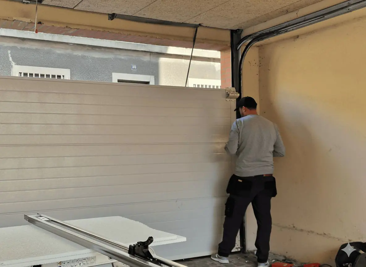 Réparateur porte de garage Charente Maritime 17