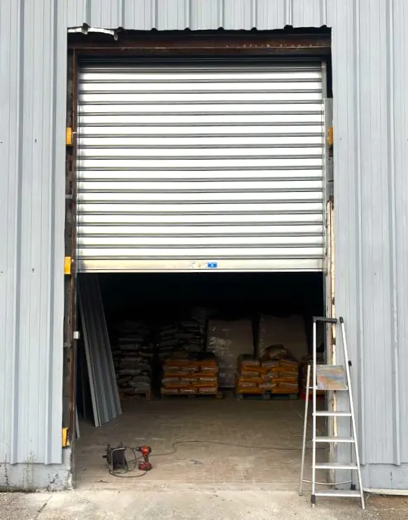 Réparation porte de garage enroulable Savoie