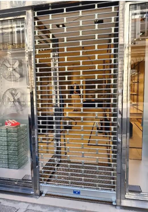 installation rideau et grille métallique pour commerce drancy