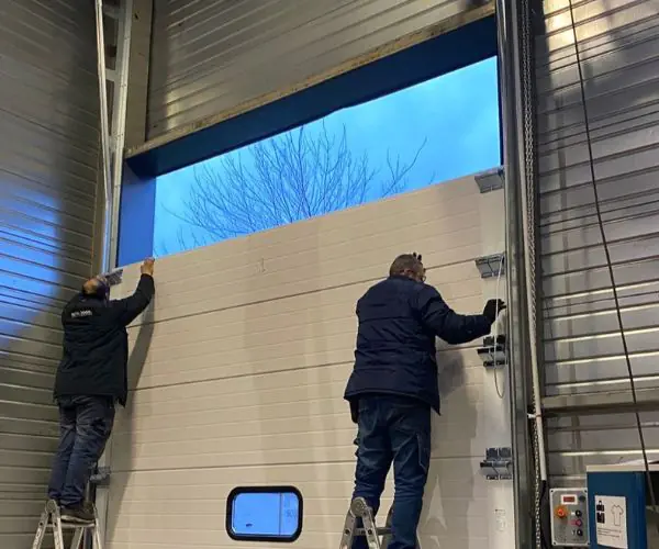 Controel et verification porte industrielle Corrèze 19