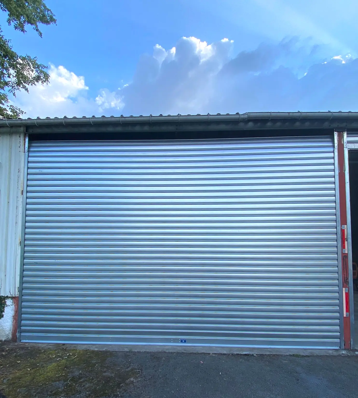 Dépannage rideau métallique industriel Drôme