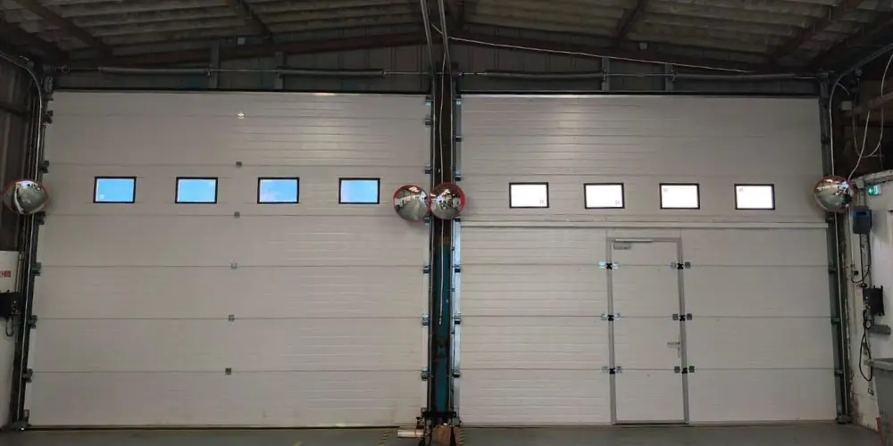 Entretien porte industrielle à Flers