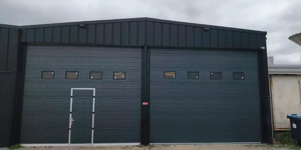 Réparation porte industrielle à Flers