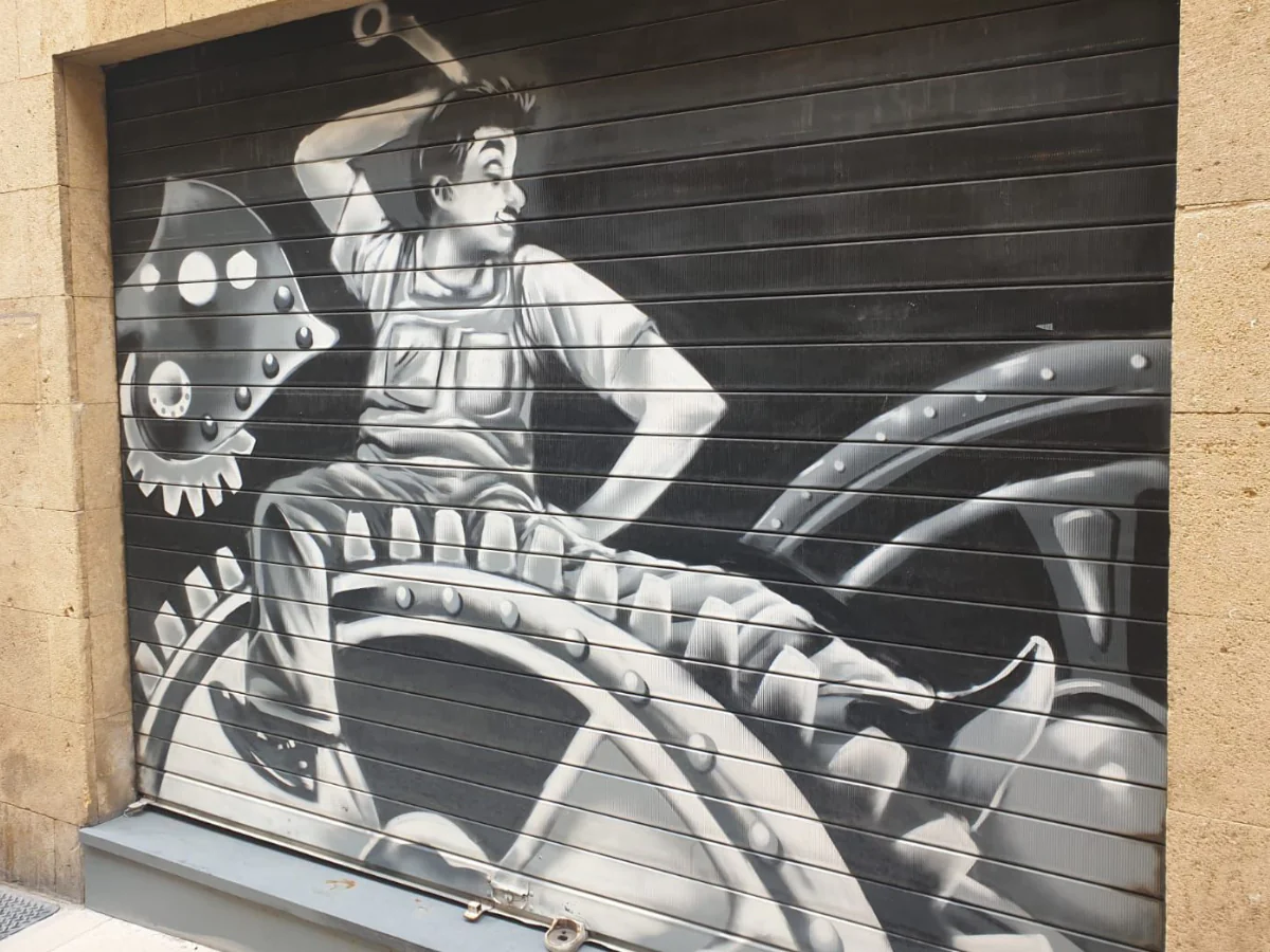 peindre un rideau métallique commercial
