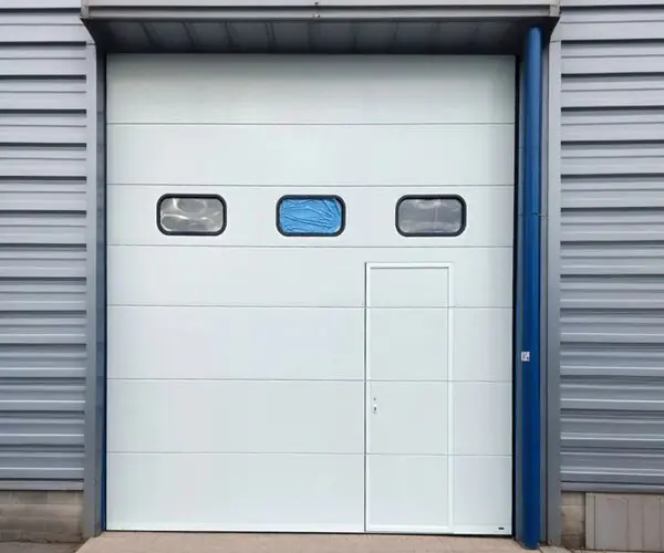 Réparation portes sectionnelles industrielles Viarmes