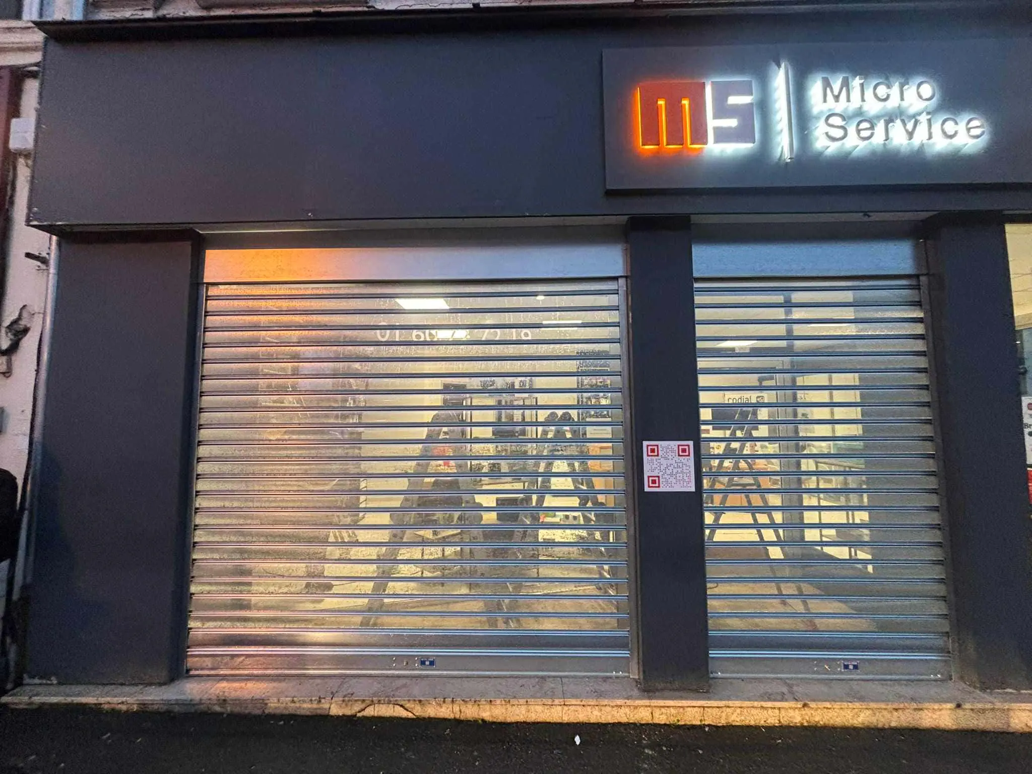 FFabrication rideaux et grilles métalliques pour commerce-noisy-le-sec