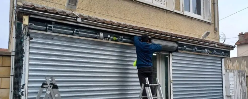 Réglage fin de course moteur central rideau métallique