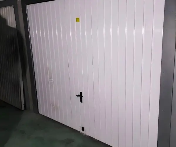 Réparation porte de garage basculante Saint-Denis 93200