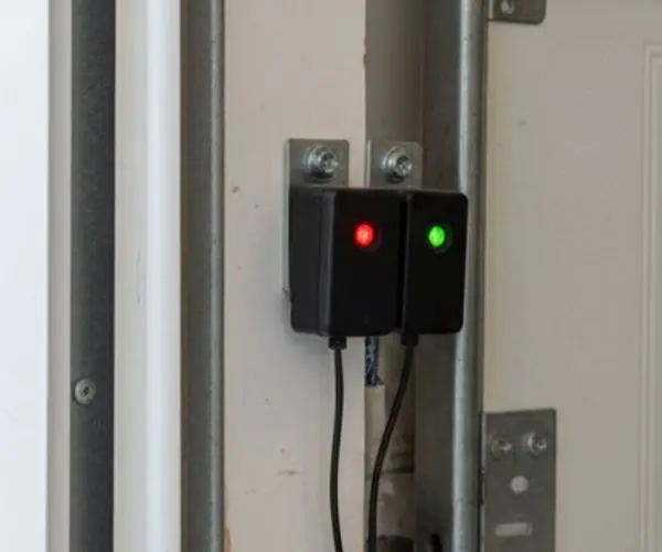 Capteurs porte de garage sectionnelle