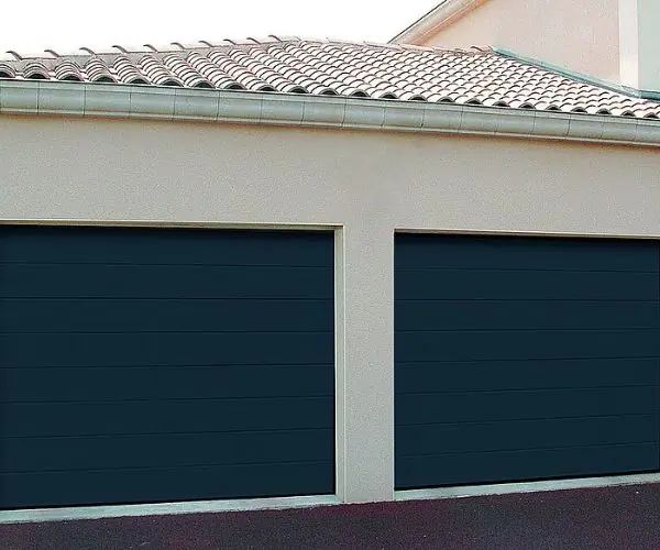 Porte de garage double