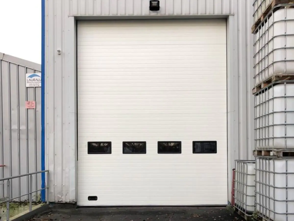 Dépannage porte sectionnelle industrielle Villemomble 93250